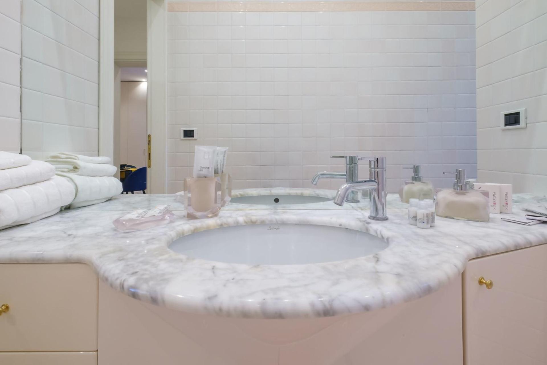 ボローニャResidenza Bellavista Design E Vista Mozzafiatoアパートメント エクステリア 写真